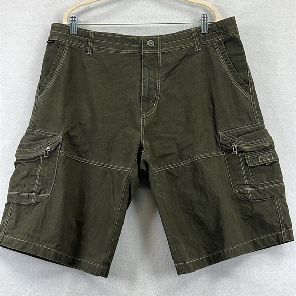 Kuhl Men’s Size 40 Ambush Cargo Shorts Patina Dye Army Green Outdoor Hiking Rock - Picture 3 of 15